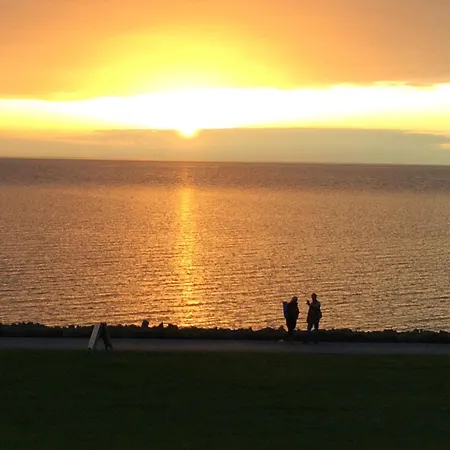 Prázdninový dům Reetdachkate Muellerhaus Von 1860 Thalingburen