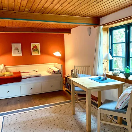 Reetdachkate Muellerhaus Von 1860 * Thalingburen