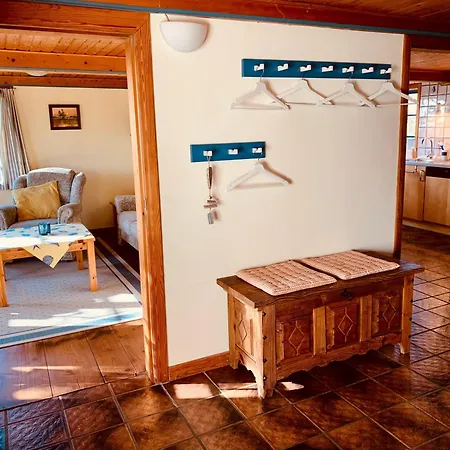 Vakantiehuis Reetdachkate Muellerhaus Von 1860 Thalingburen