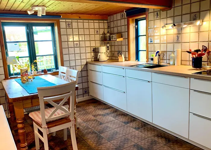 Reetdachkate Muellerhaus Von 1860 Casa de Férias Thalingburen